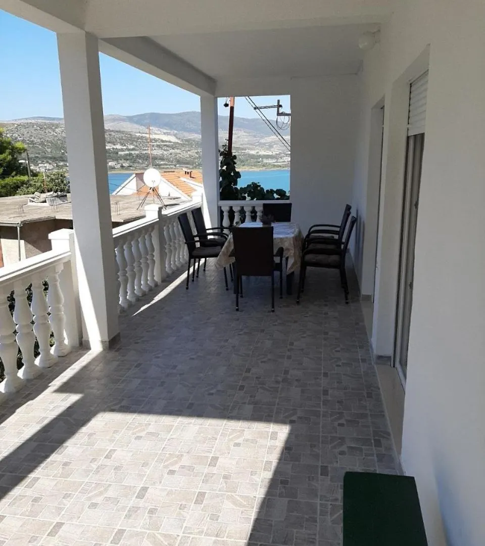 Apartments Ivica - 150M From Sea Trogir