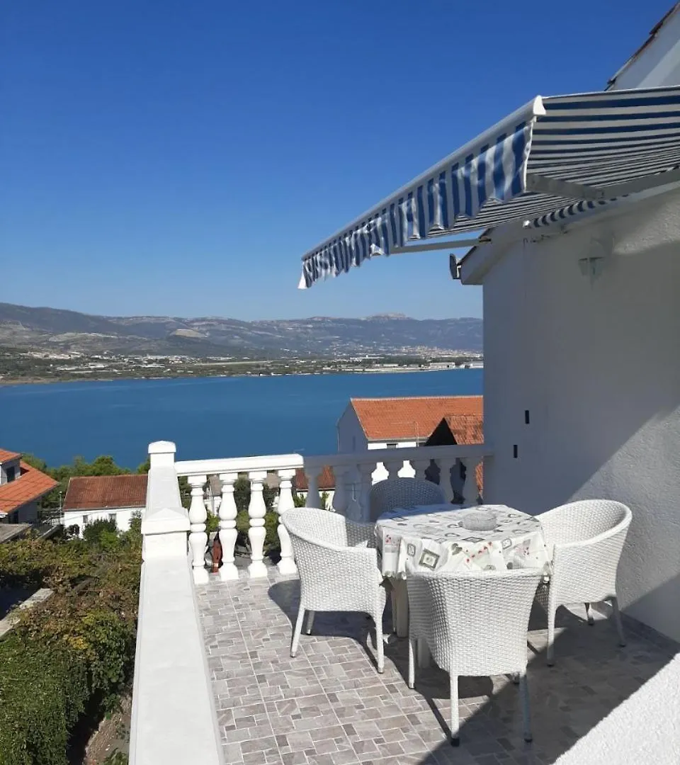 Apartments Ivica - 150M From Sea Trogir